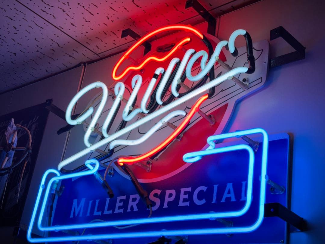 まやはかたらMiller・beer ネオンサイン