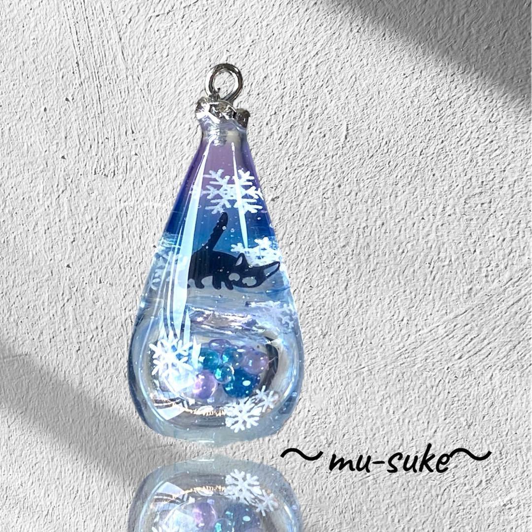 〜カヤ　☪︎⋆☽様〜新作　天然石　レジンネックレス　【猫紅葉】