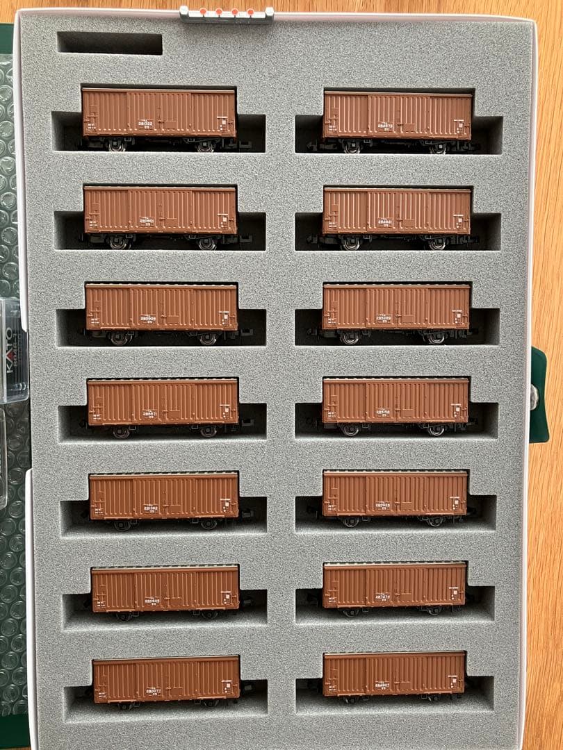 KATO EF80 1次形+ワム80000+その他貨物車