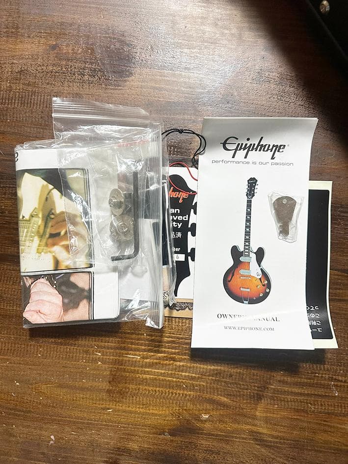 美品！！ Epiphone レスポール エレキギター LESPAUL レッド