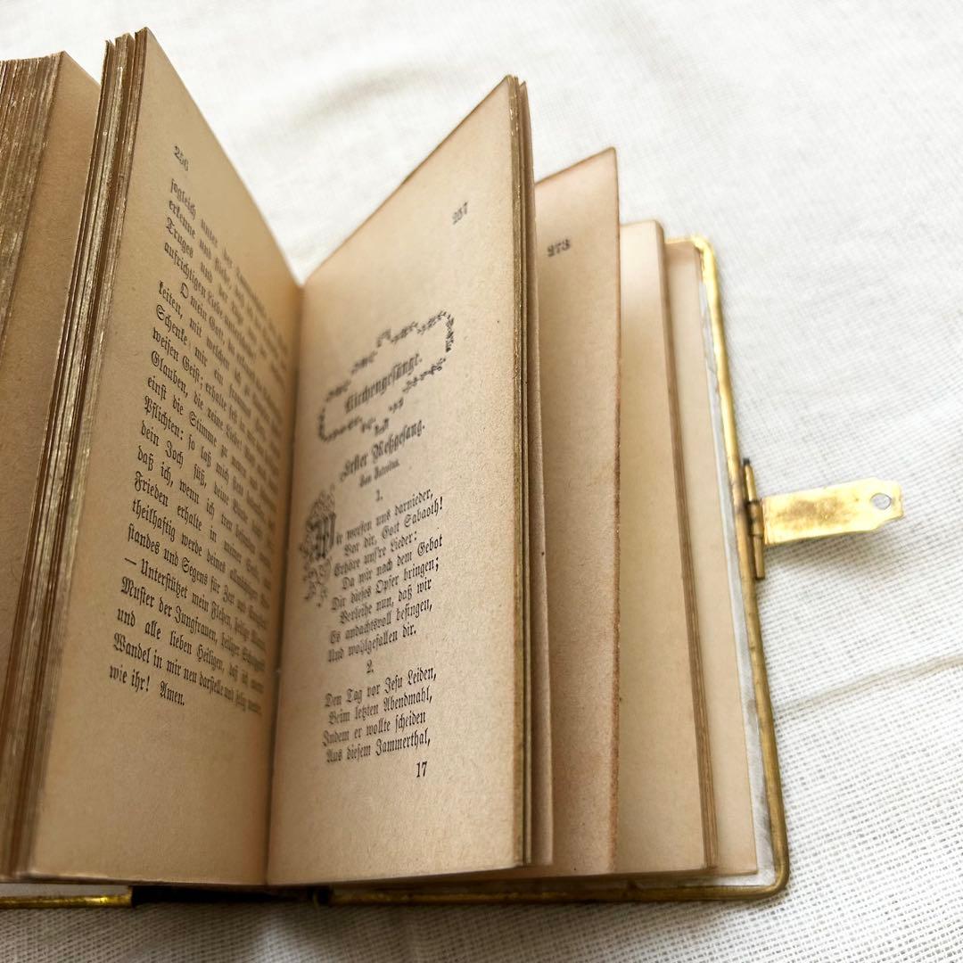 【希少】ウィーン蚤の市 アンティーク聖書 祈祷書 三方金 金具装丁 雑貨 小物