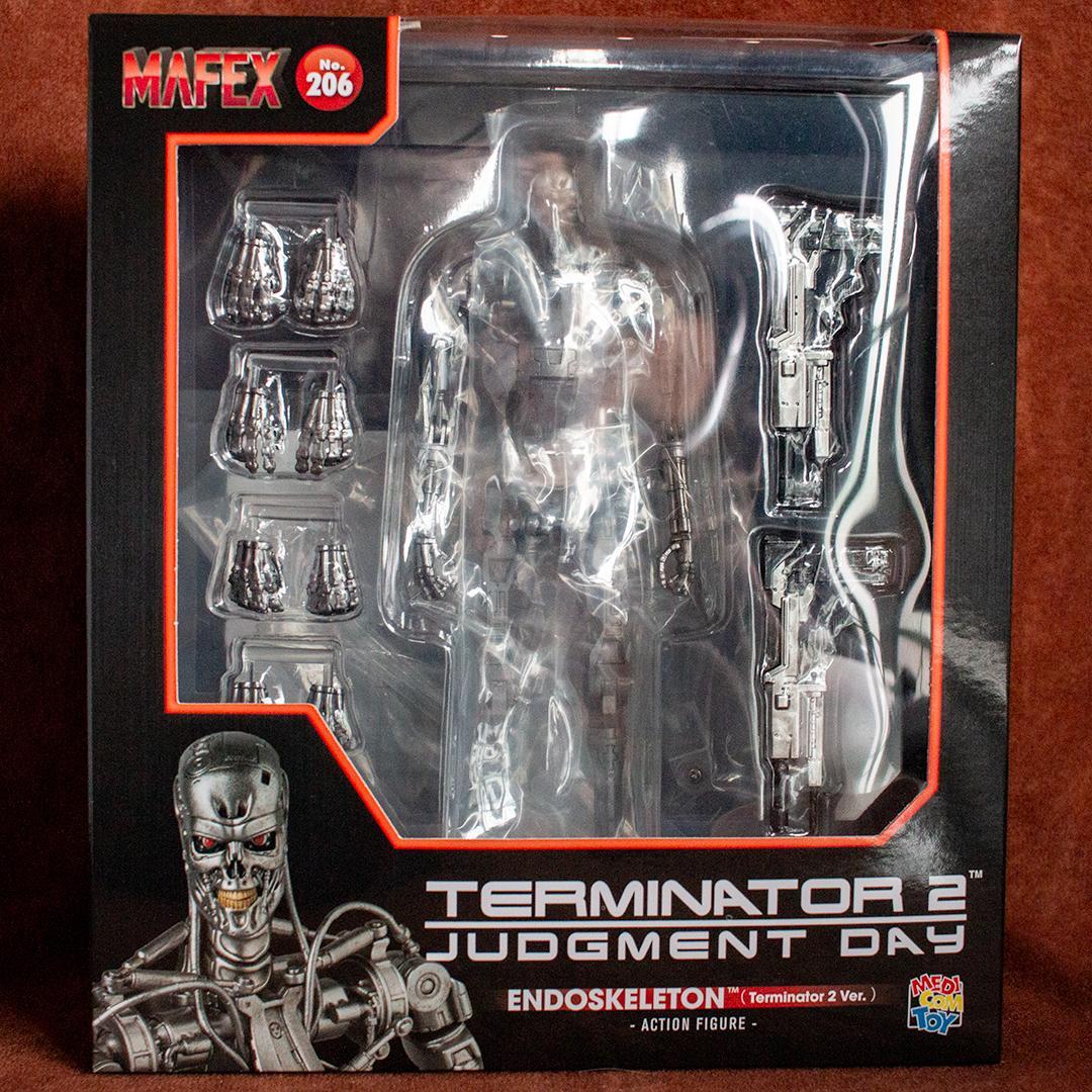 t*2様 MAFEX　エンドスケルトン　ターミネーター2