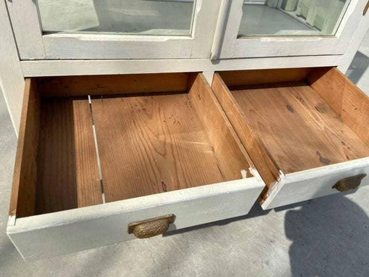 医療用棚　アンティーク　白　ドクターキャビネット　ケビント