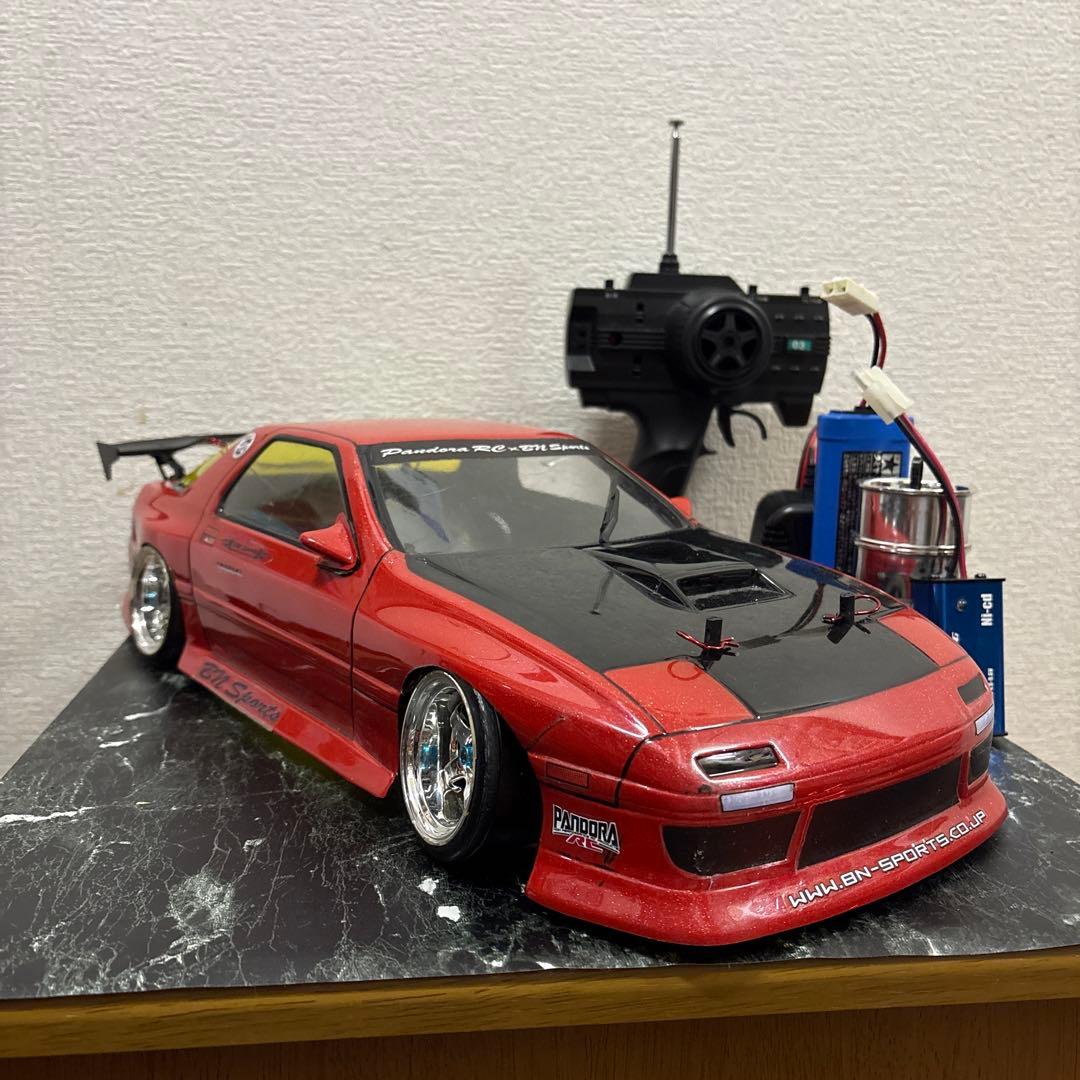 ヨコモ1/10ドリフトラジコン