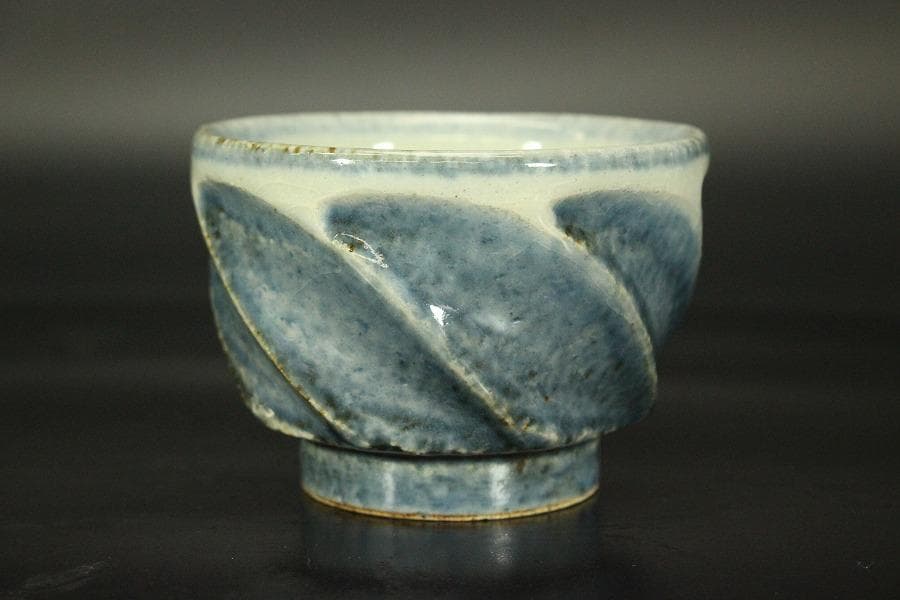 呉洲面取汲出 茶碗 六客 河井透 木箱付(メ1276)