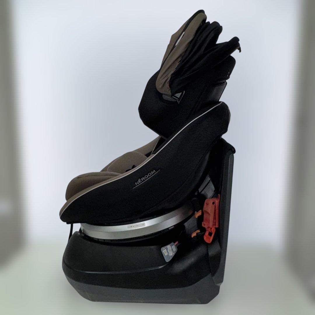 Combi WL ネムール エッグショック チャイルドシート