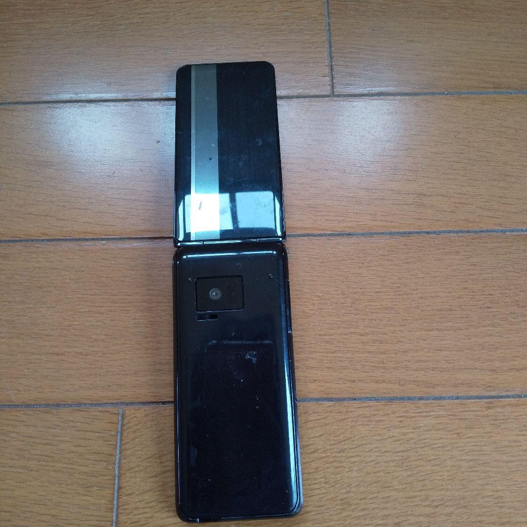 ドコモ docomo ピースマート ケータイ P-smart ガラケー 充電器付