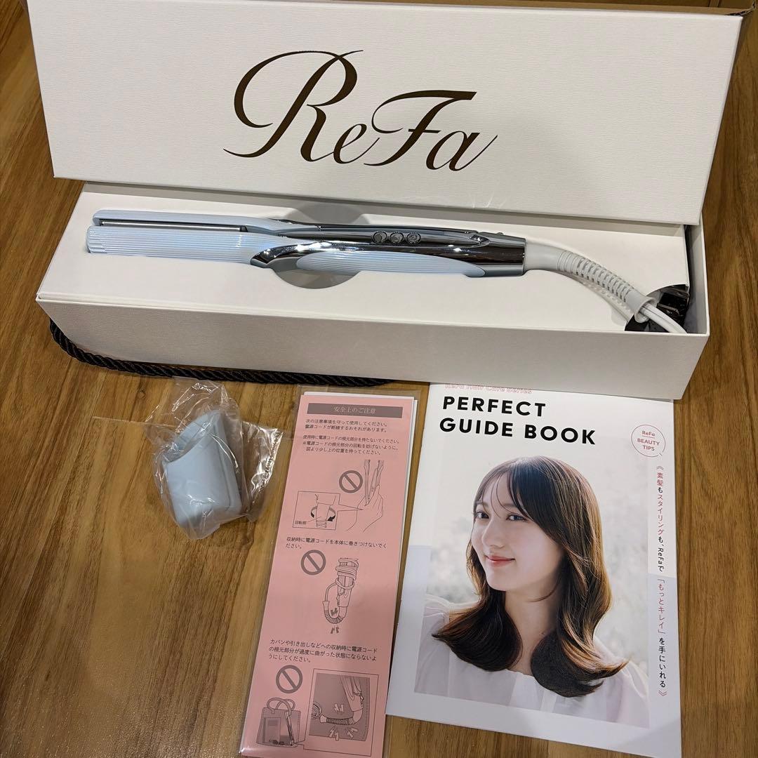 リファ　ストレートアイロンプロ　新品同様