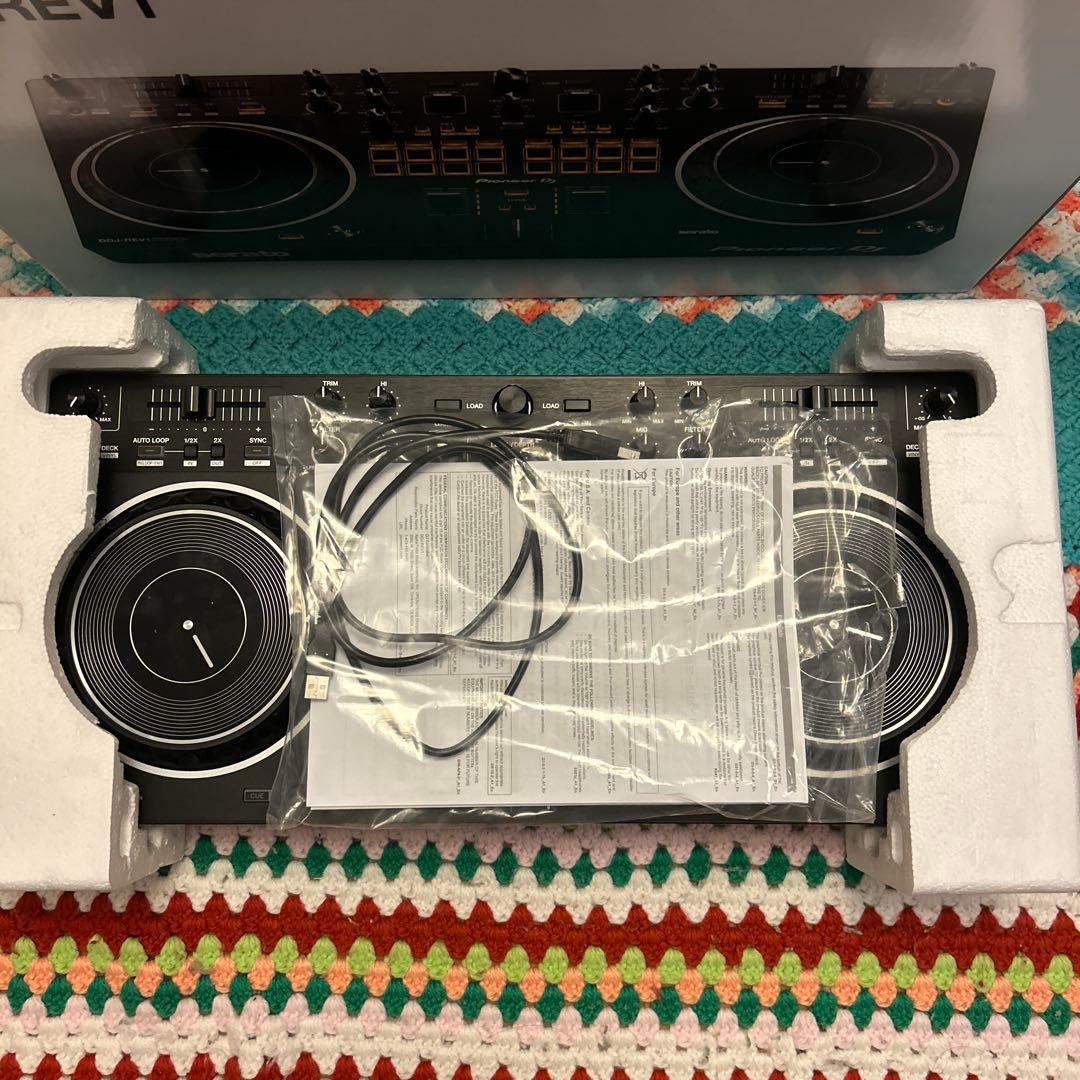 Pioneer DJ DDJ-REV1 コントローラー 最終価格