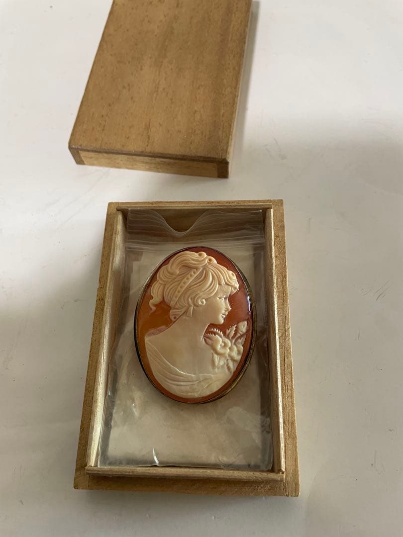 カメオ　ペンダントトップ　ブローチ　925銀