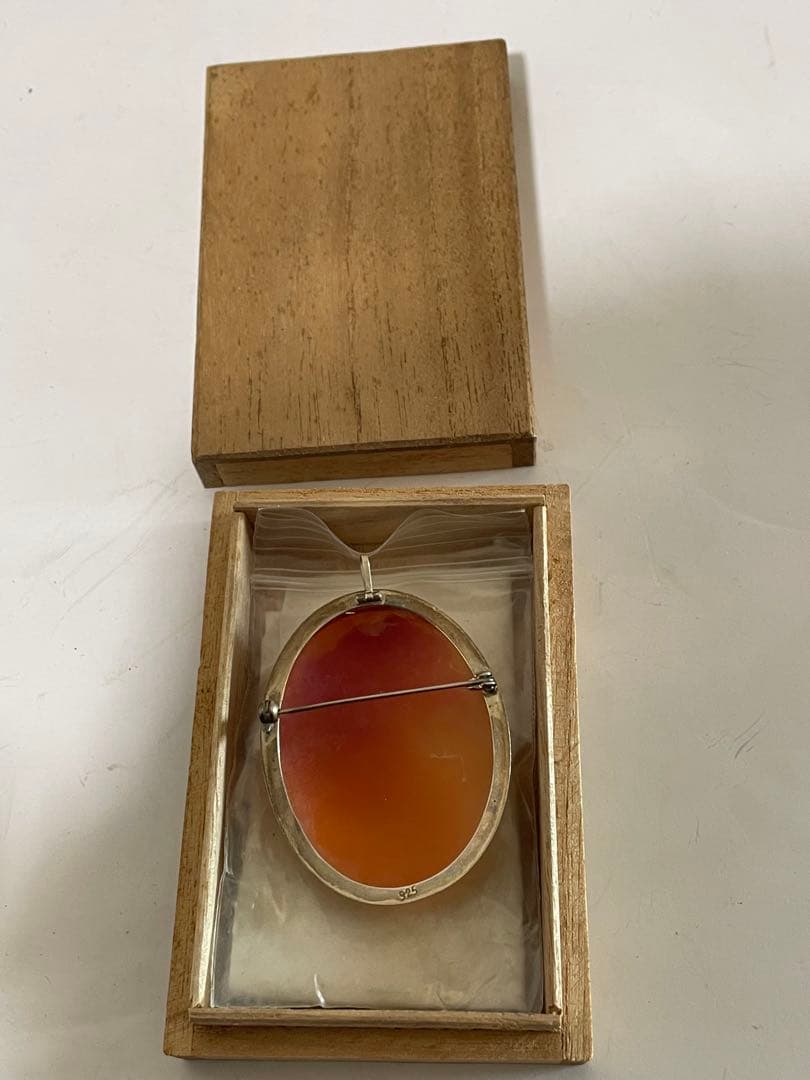 カメオ　ペンダントトップ　ブローチ　925銀