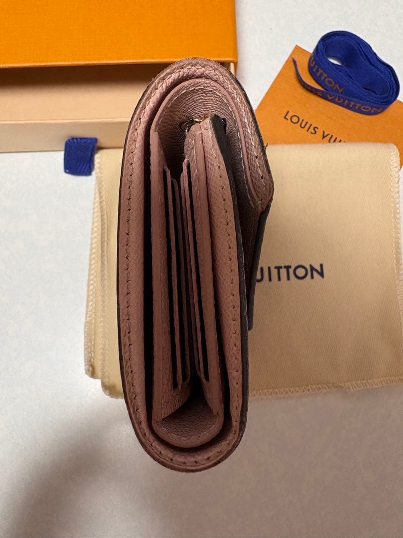 LOUIS VUITTON 三つ折り財布 ポルトフォイユヴィクトリーヌ