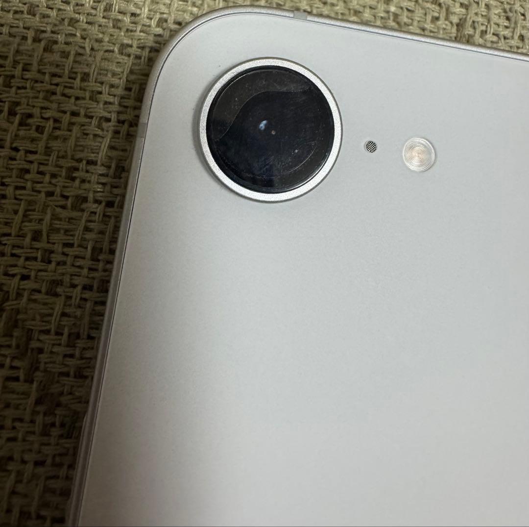 iPhone 16e ホワイト 本体 128GB SIMフリー　アップル公式購入