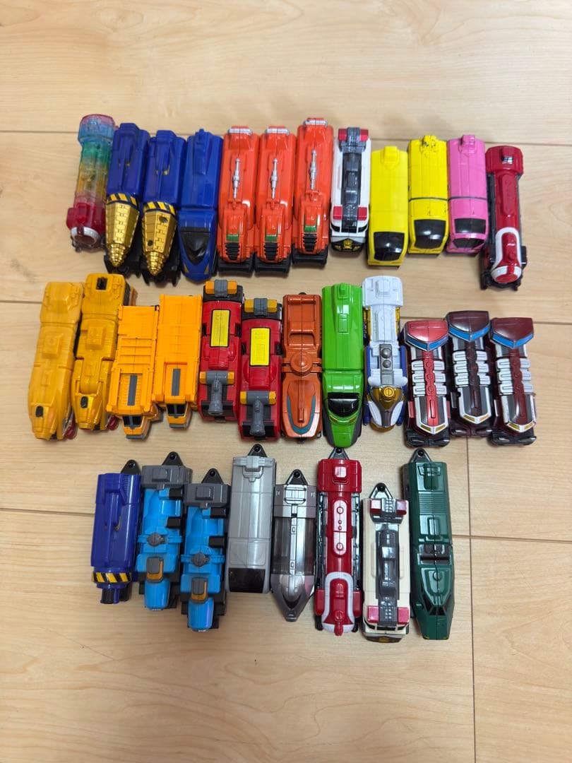 烈車戦隊　トッキュージャー　　最強合体　ビルドダイオー