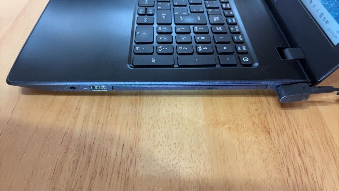 高性能☆Acer P259 i５-7200U メモリ8GB SSD256GB