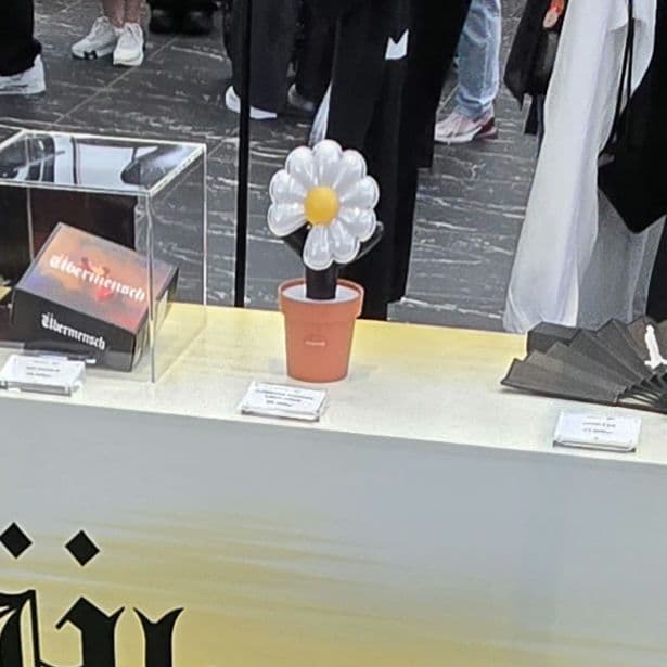 G-DRAGON Übermensch ペンライト クレイドル スカーフ