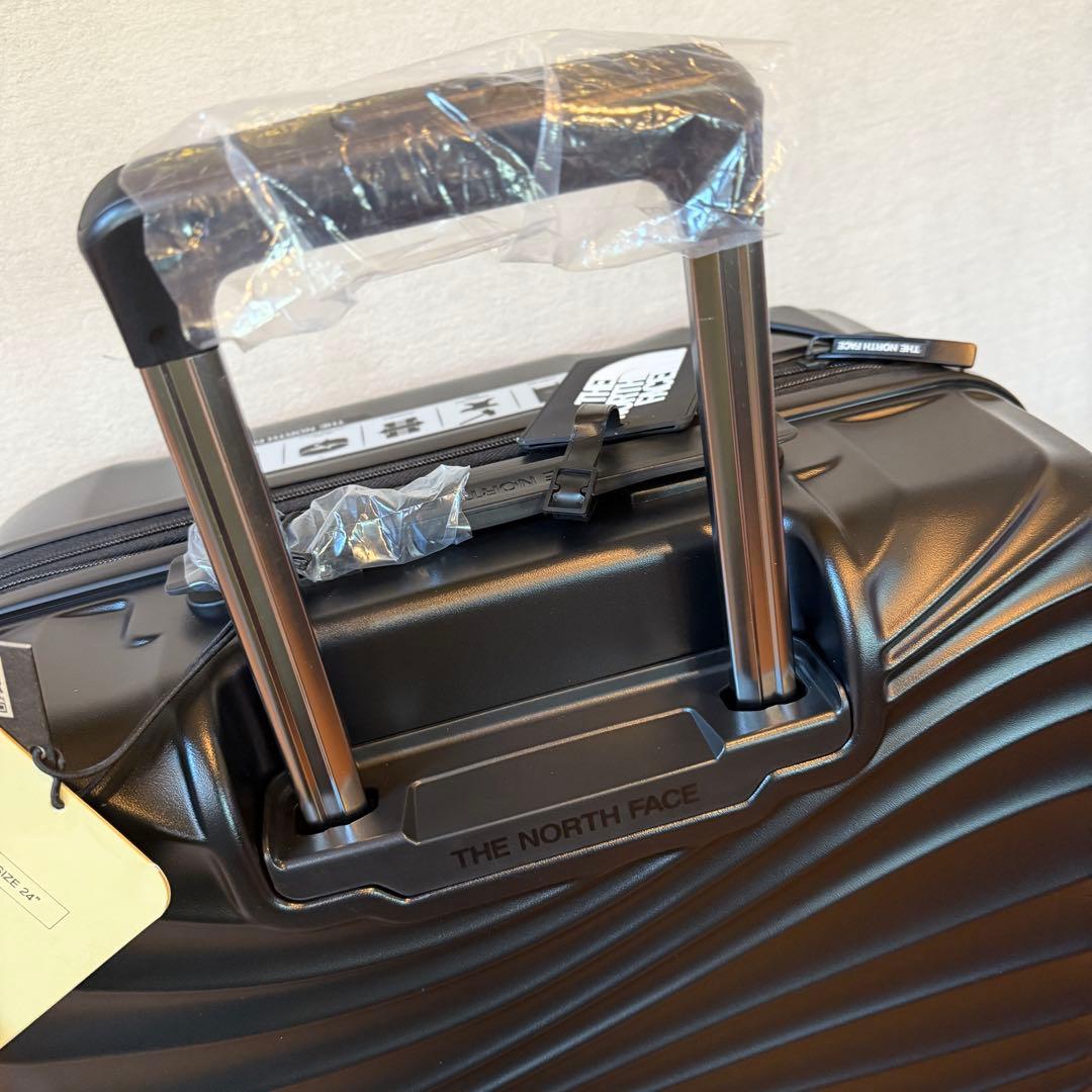 新品未使用【海外限定】THENORTH FACE キャリーケース　24インチ