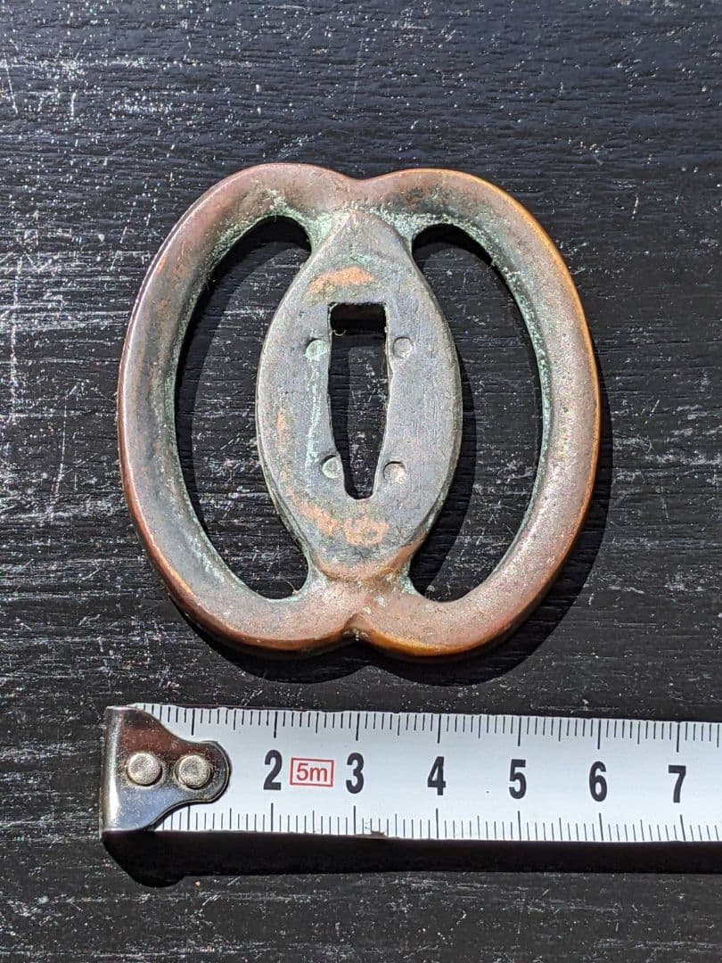 鍔３ 鉄製　二天 刀装具　時代　古玩　当時物　骨董品