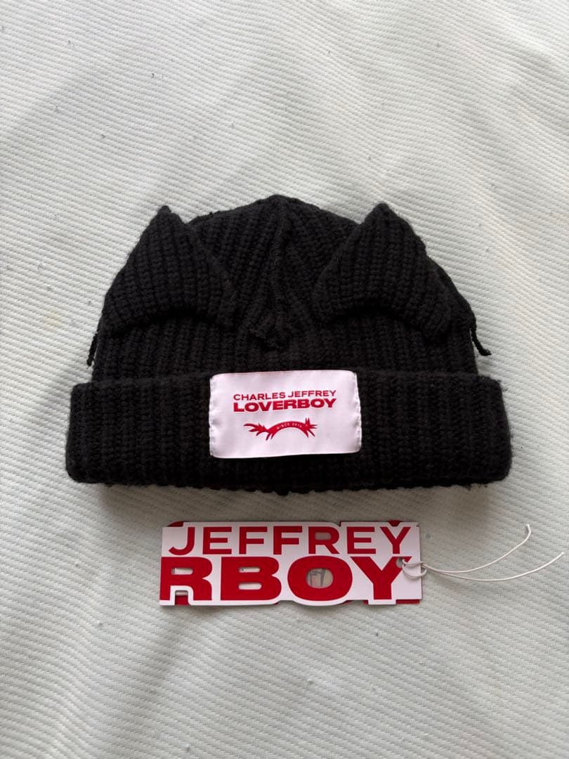 CHARLES JEFFREY LOVERBOY 猫耳ニット帽 ブラック
