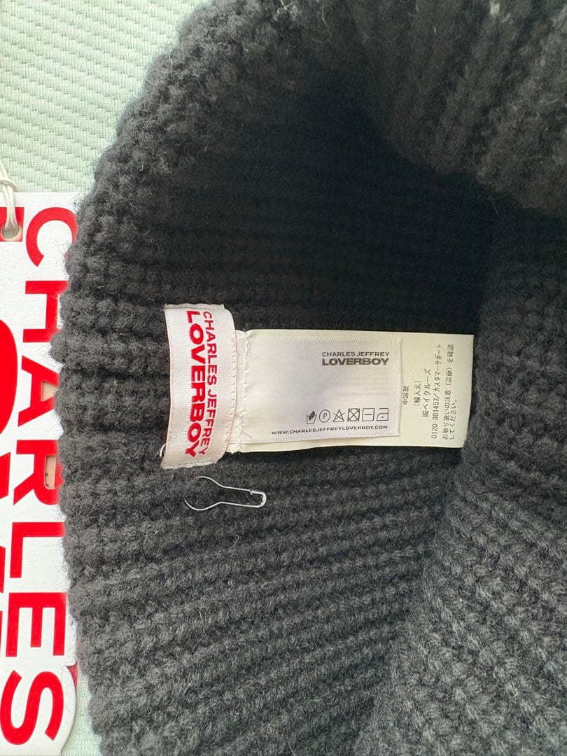 CHARLES JEFFREY LOVERBOY 猫耳ニット帽 ブラック