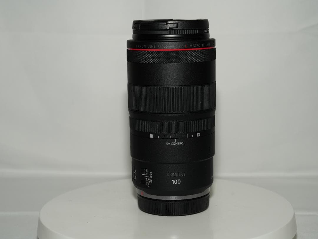 Canon RF 100mm F2.8 マクロレンズ