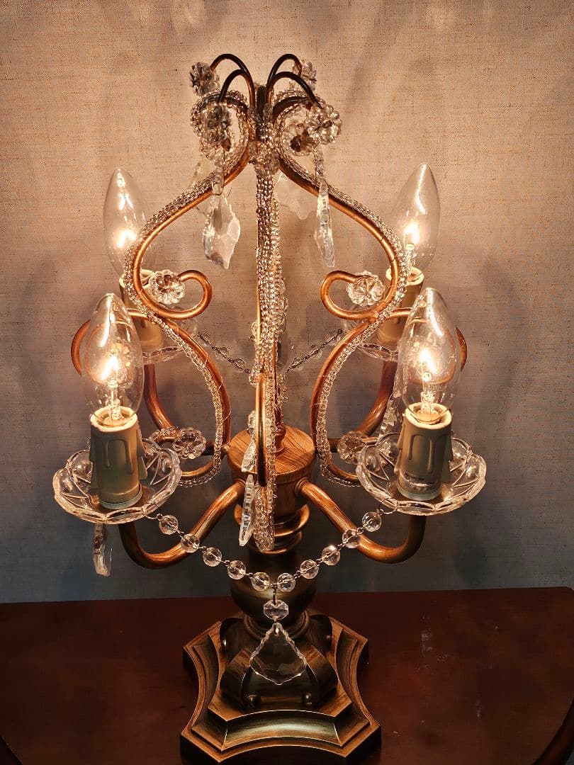 アンティークテーブルシャンデリア