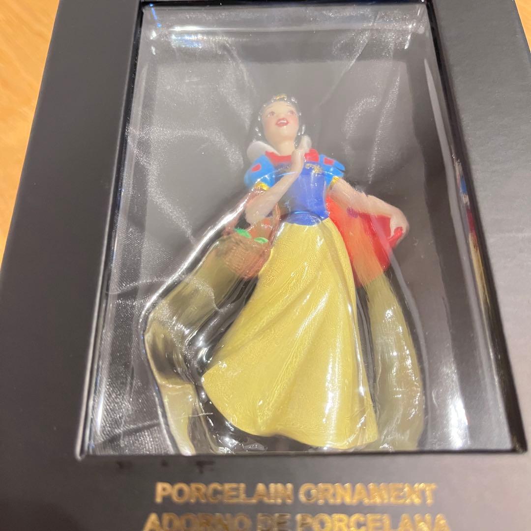 ディズニーストア 白雪姫 フィギュア オーナメント 陶磁器