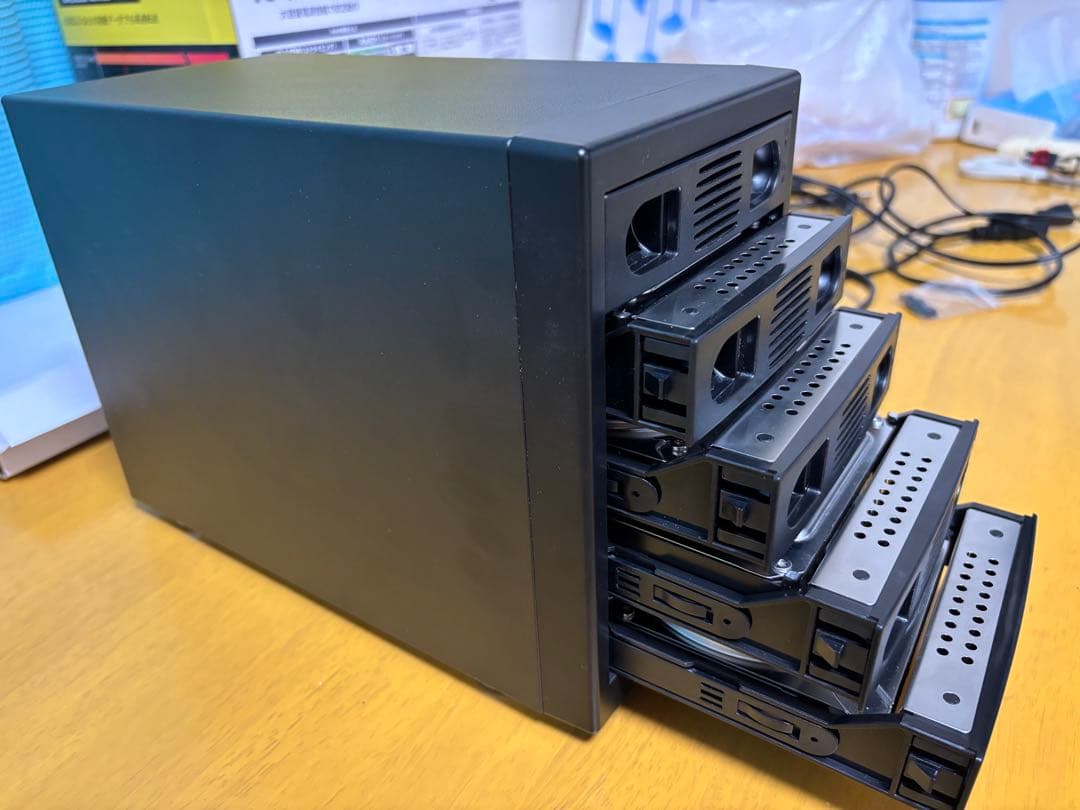 RAID TOWER 5 外付けケース