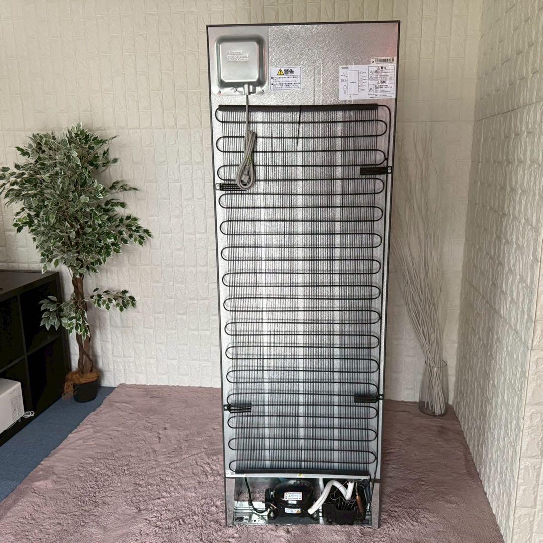 都内23区送料無料❗️アイリスオーヤマIUSN-27A-B 冷凍庫　2023年製✨