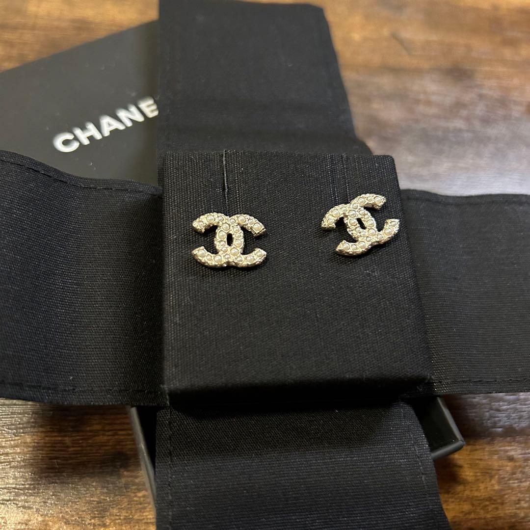 ☆新品・未使用・シャネルCHANELピアス・ゴールド・パール