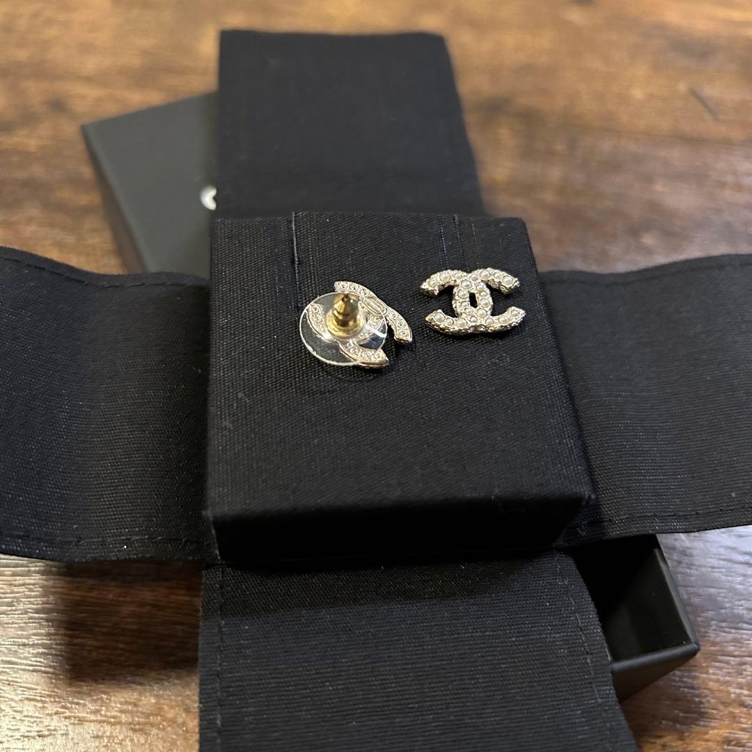 ☆新品・未使用・シャネルCHANELピアス・ゴールド・パール