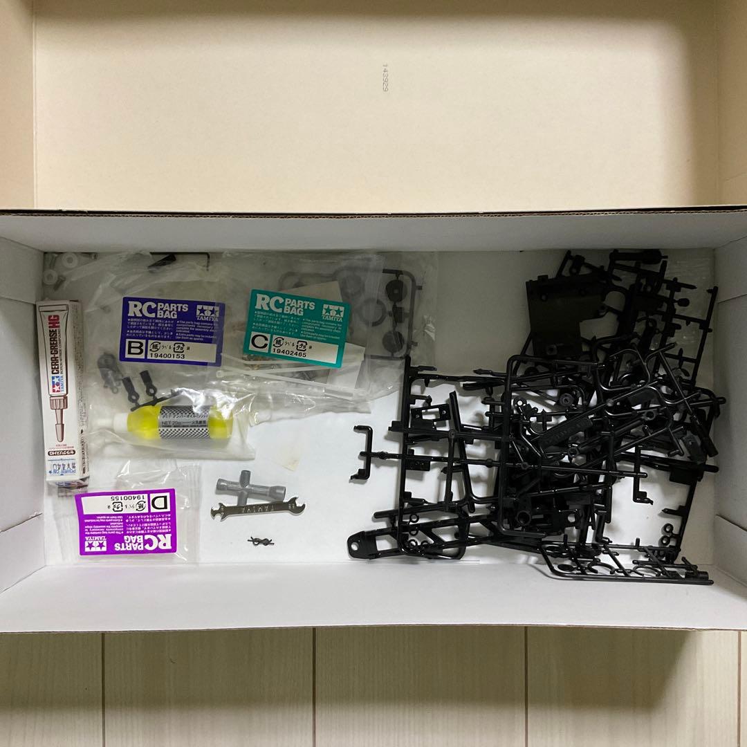 新品エアロ アバンテ DF-02キットのみ　組立、塗装