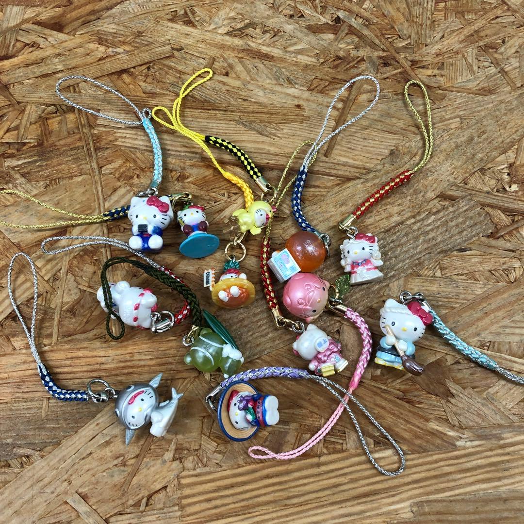 M4499 ハローキティ ご当地限定根付ストラップ まとめ売り（140個以上）