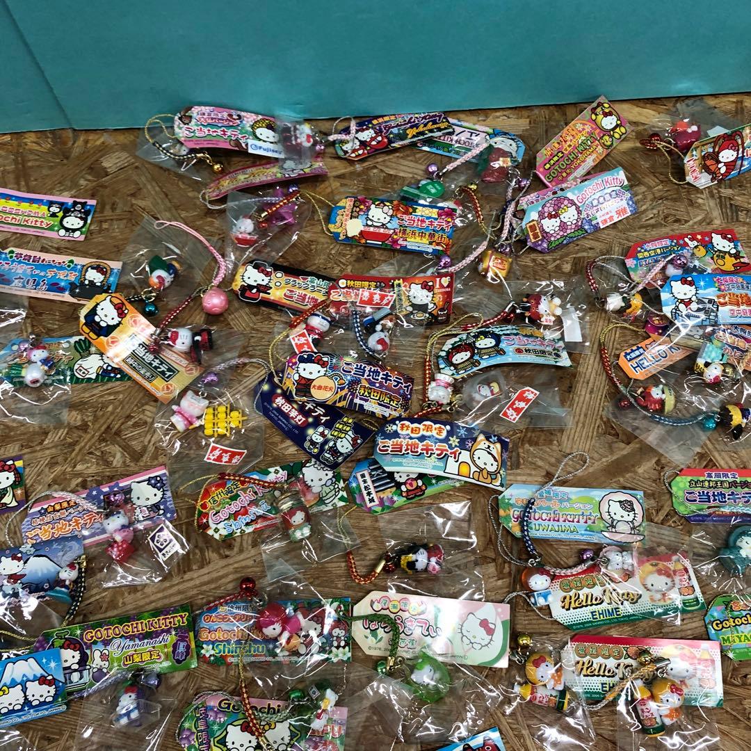 M4499 ハローキティ ご当地限定根付ストラップ まとめ売り（140個以上）