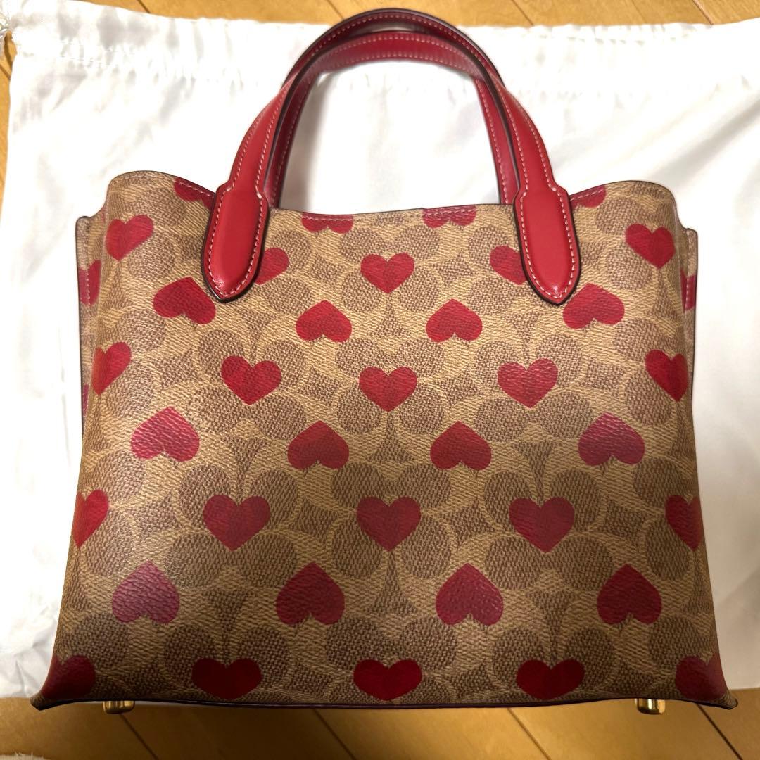 r*様 COACH ハート柄 ウィロウトート24 ハンドバッグ