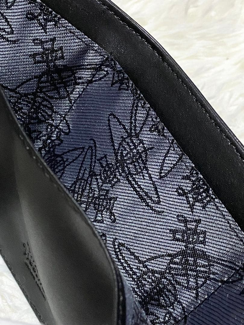 専用品⭐︎即完売⭐︎Vivienne Westwood 三つ折り財布