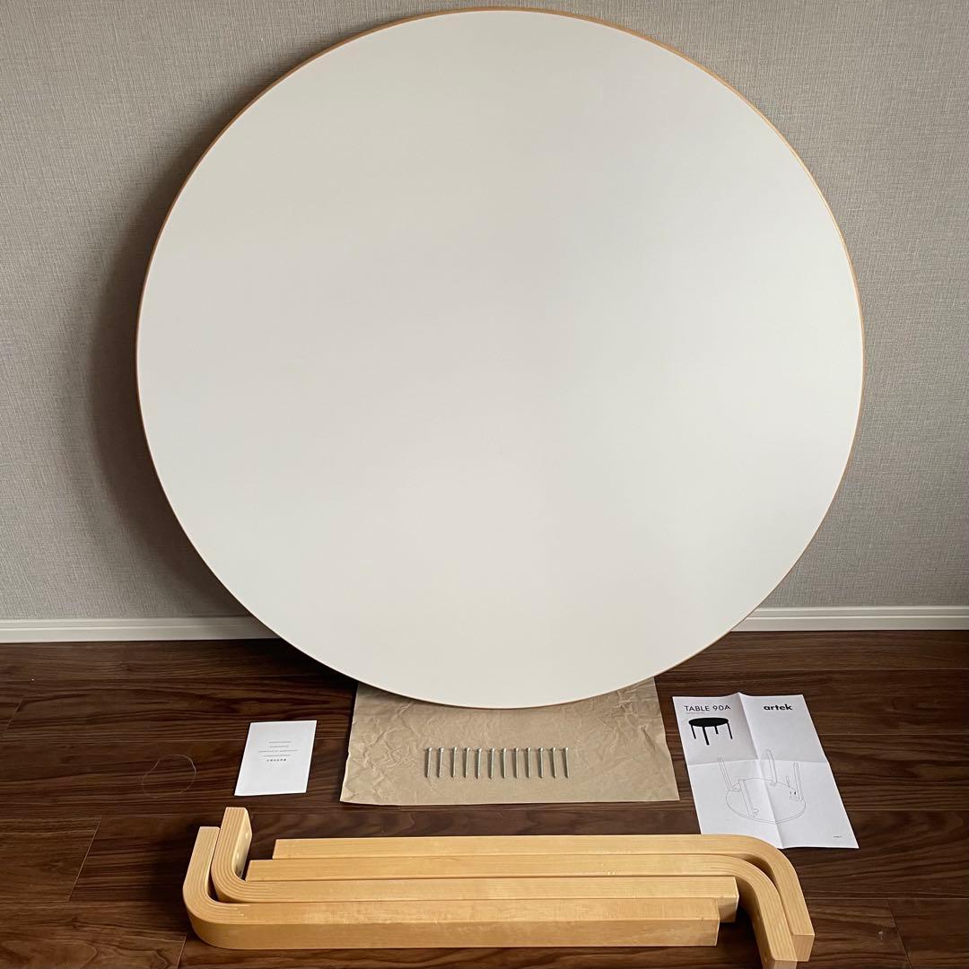 Artek（アルテック）90A テーブル ホワイト ラミネート