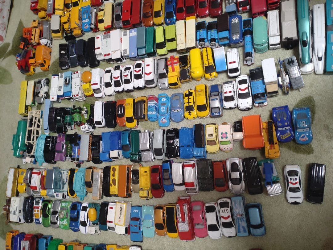 トミカ 　大量　300台位