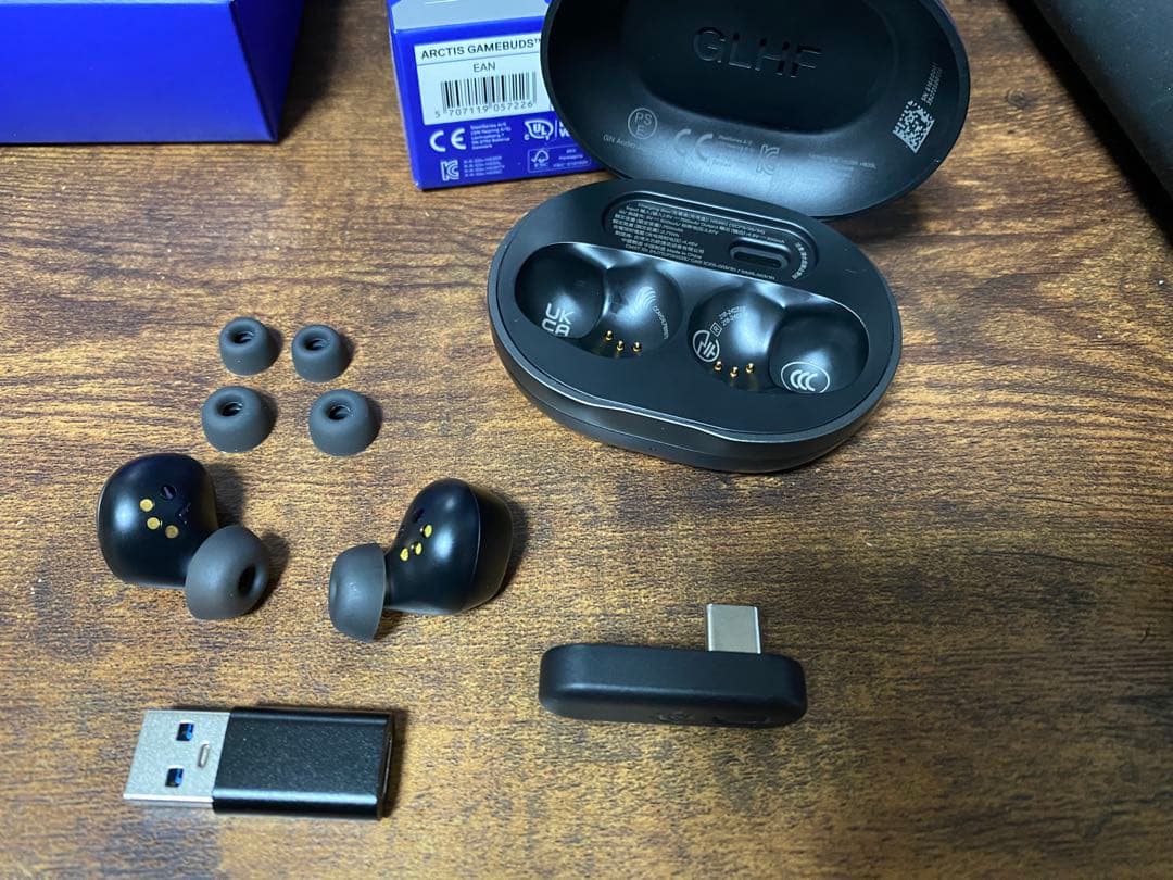 イヤホン SteelSeries Arctis Gamebuds