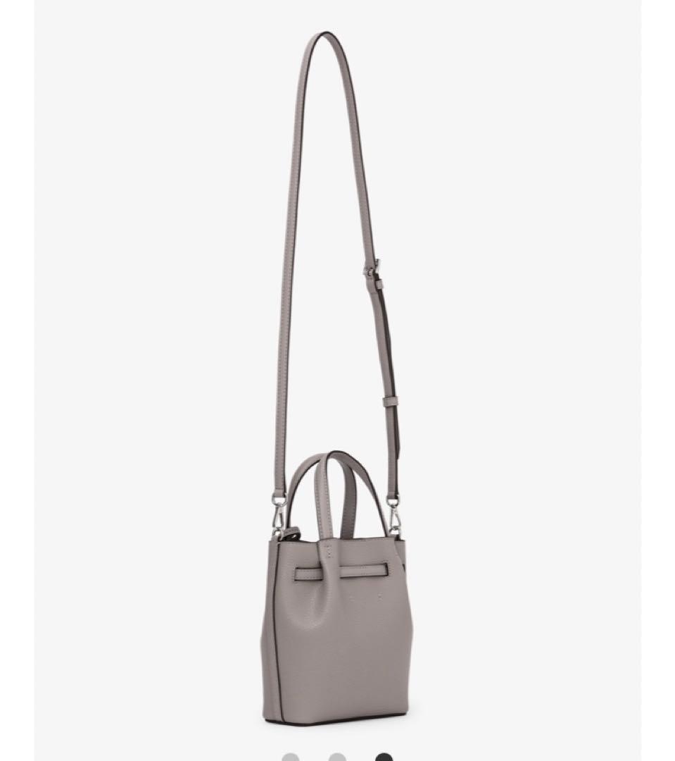 MICHAEL KORS CARSON NS クロスボディ　パールグレイ