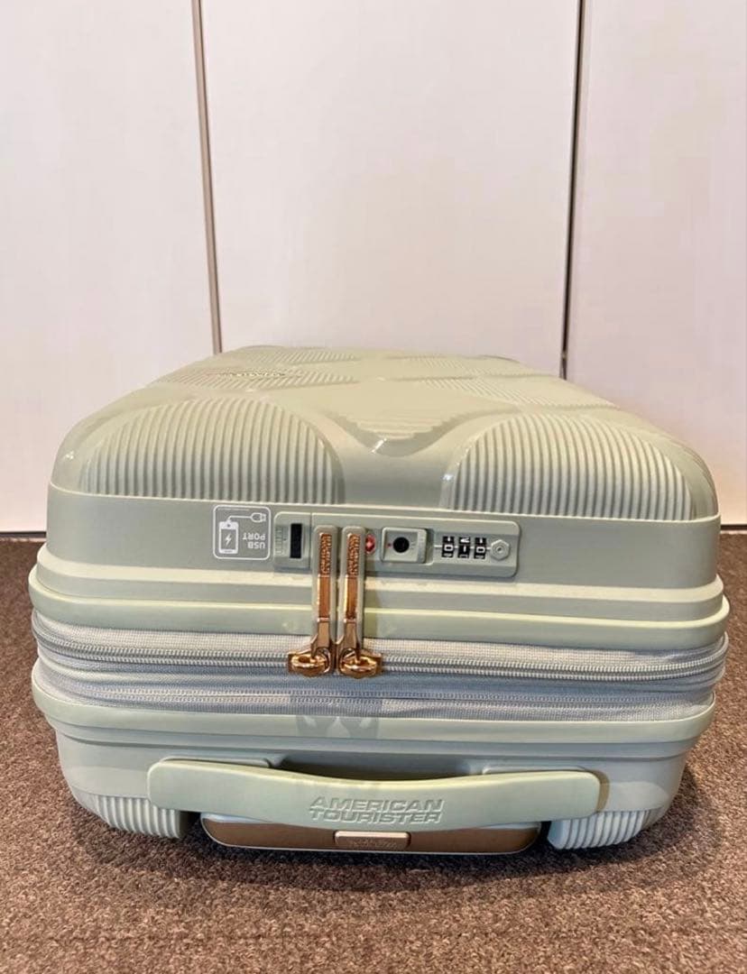 ☆ほぼ新品☆35/42L アメリカンツーリスター パステルグリーン機内持ち込み可
