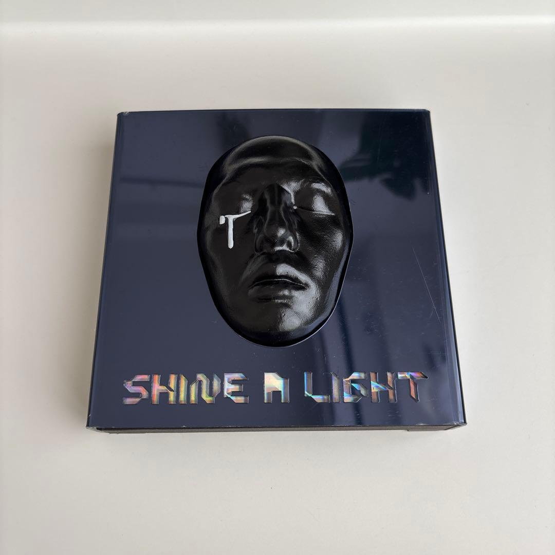 G-DRAGON SHINE A LIGHT コンサートDVD 初回限定