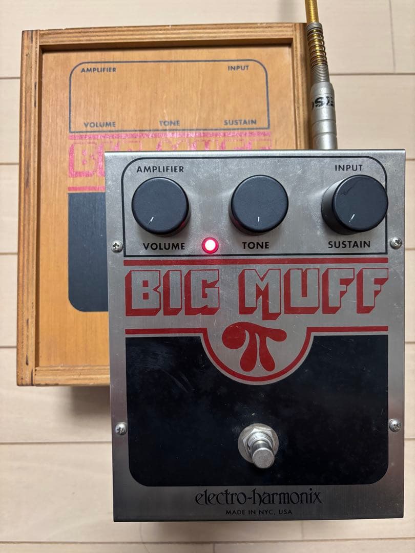 エレクトロハーモニックス BIG MUFF