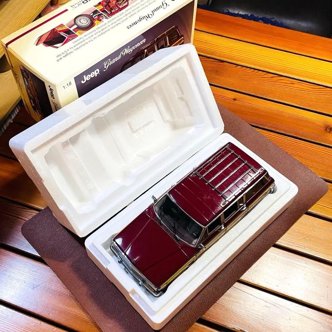 【希少・廃番】 ジープ　グランドワゴニア　バーガンディー　オートアート　1/18