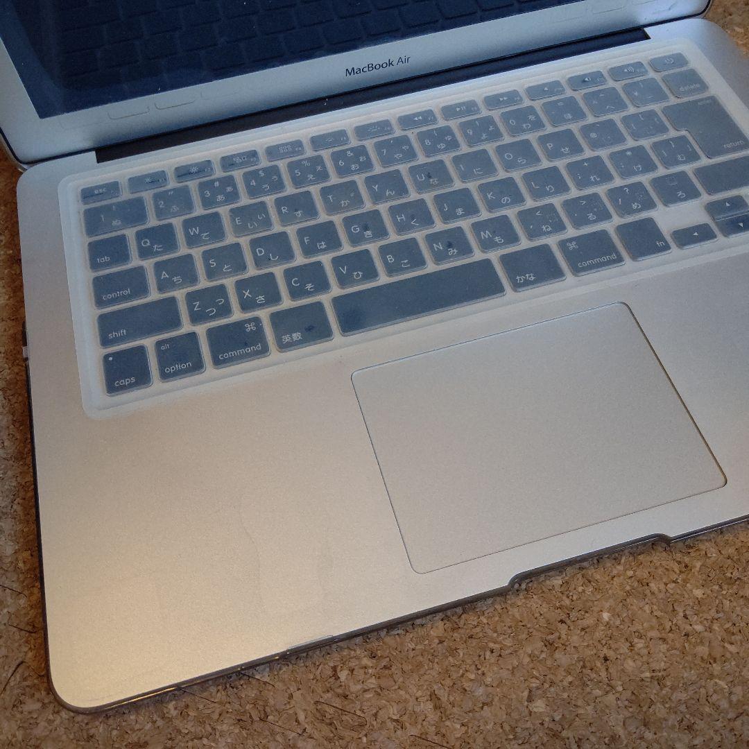 【お値下げ】MacBook Air 2013年 カバー付き