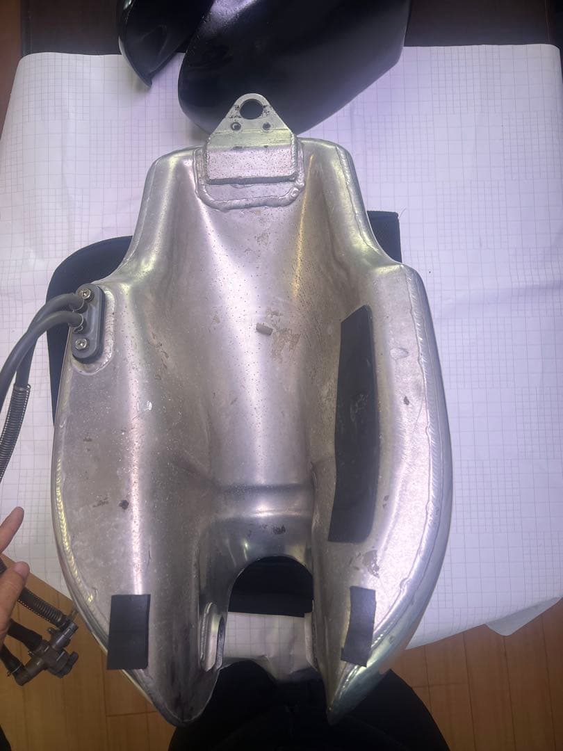 sr400 BSAアルミタンク　デイトナ