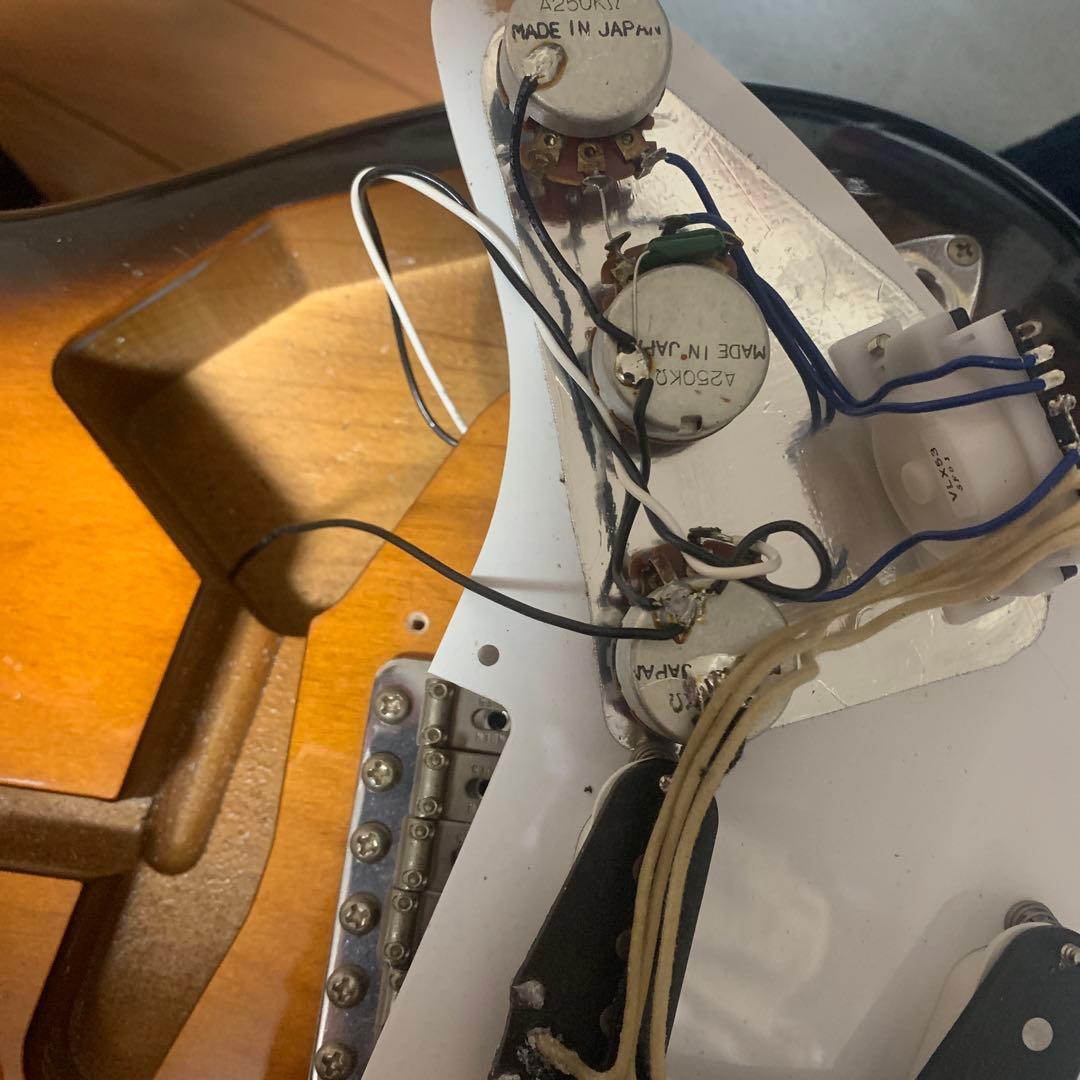 フェンダージャパン Ｒシリアル　ストラトキャスター