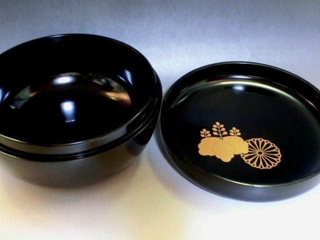 喰籠■輪島塗食籠 蒔絵「玉峰」塗師「都峰」髙台寺蒔絵 黒塗り漆器 丸型菓子器■