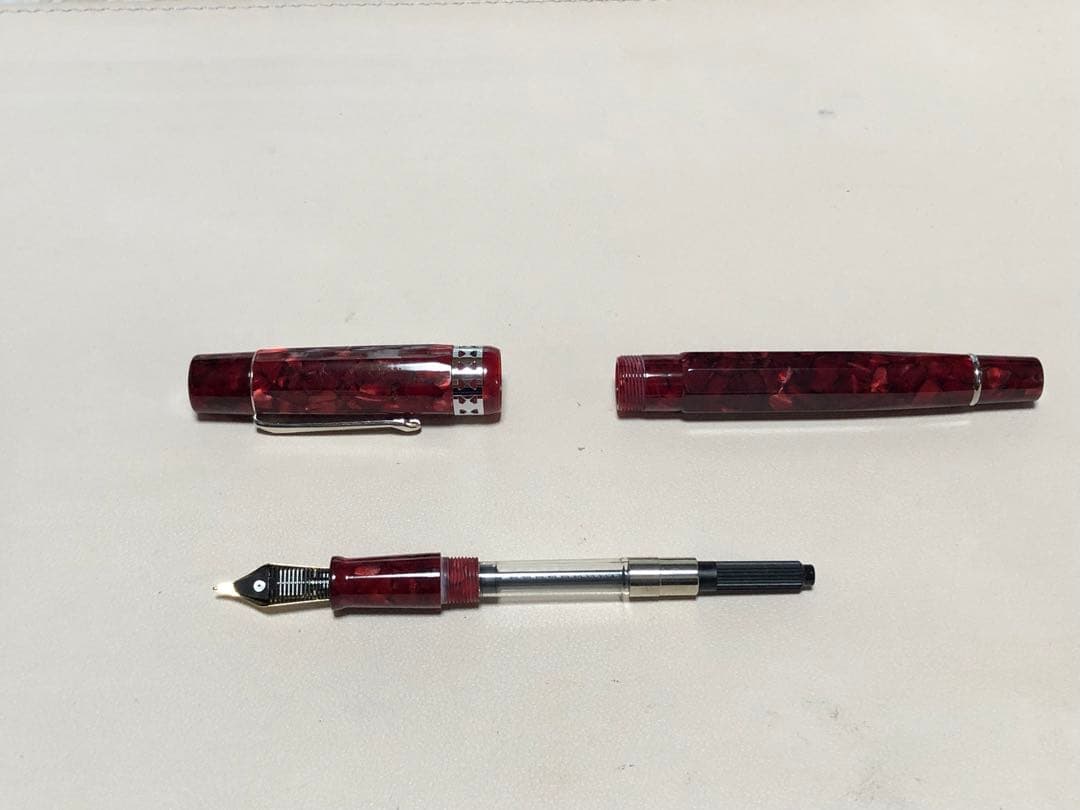 BEXLEY 赤 万年筆 専用ケース付き