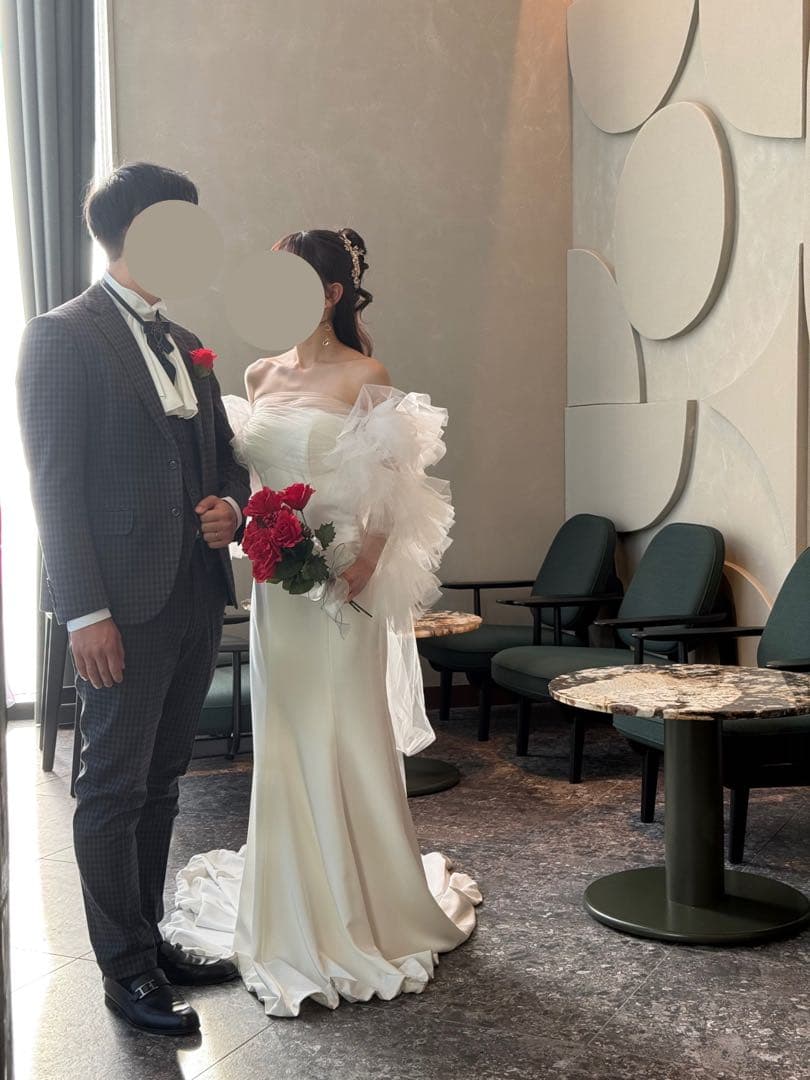 ウェディングドレス チュール袖